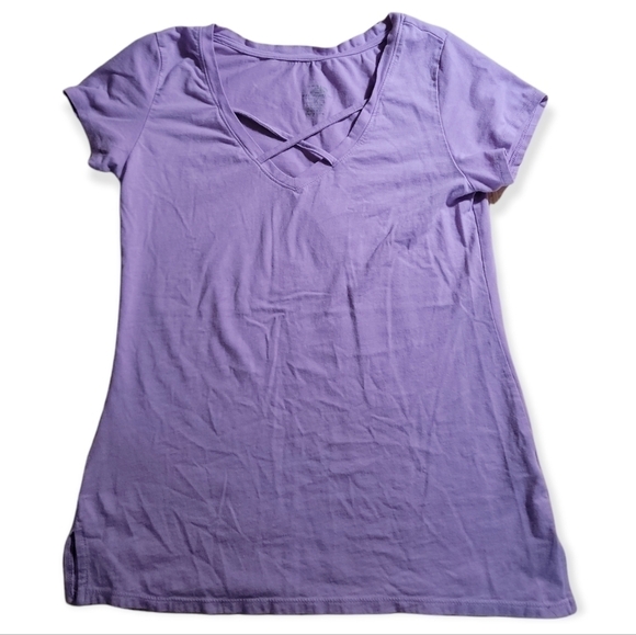 𝅺criss Cross Athletic Tee - Picture 2 of 2